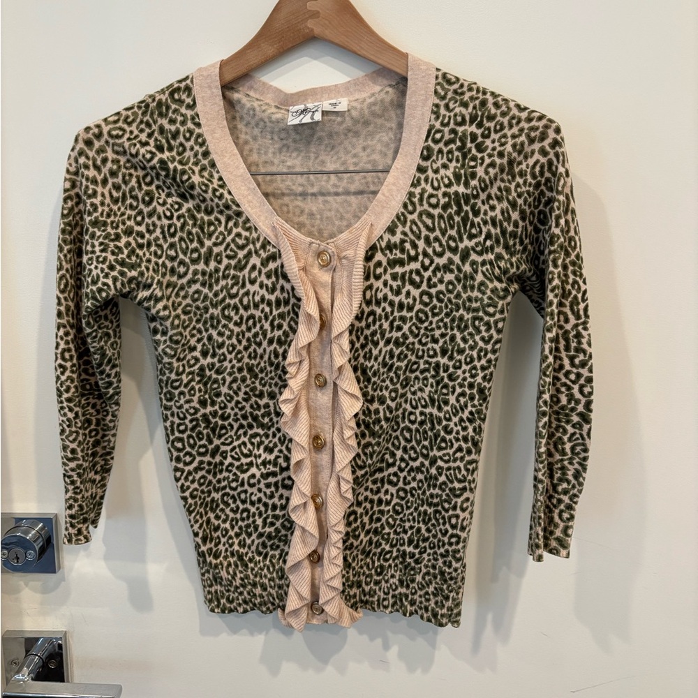 New without tags Monique jacket cardigan size small